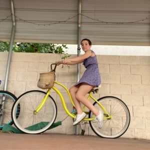 Meet your Posher, Greer